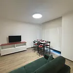 Flad House - Apartment