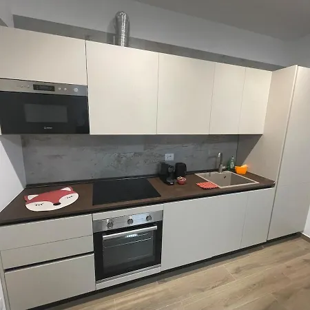Apartment Flad House - *